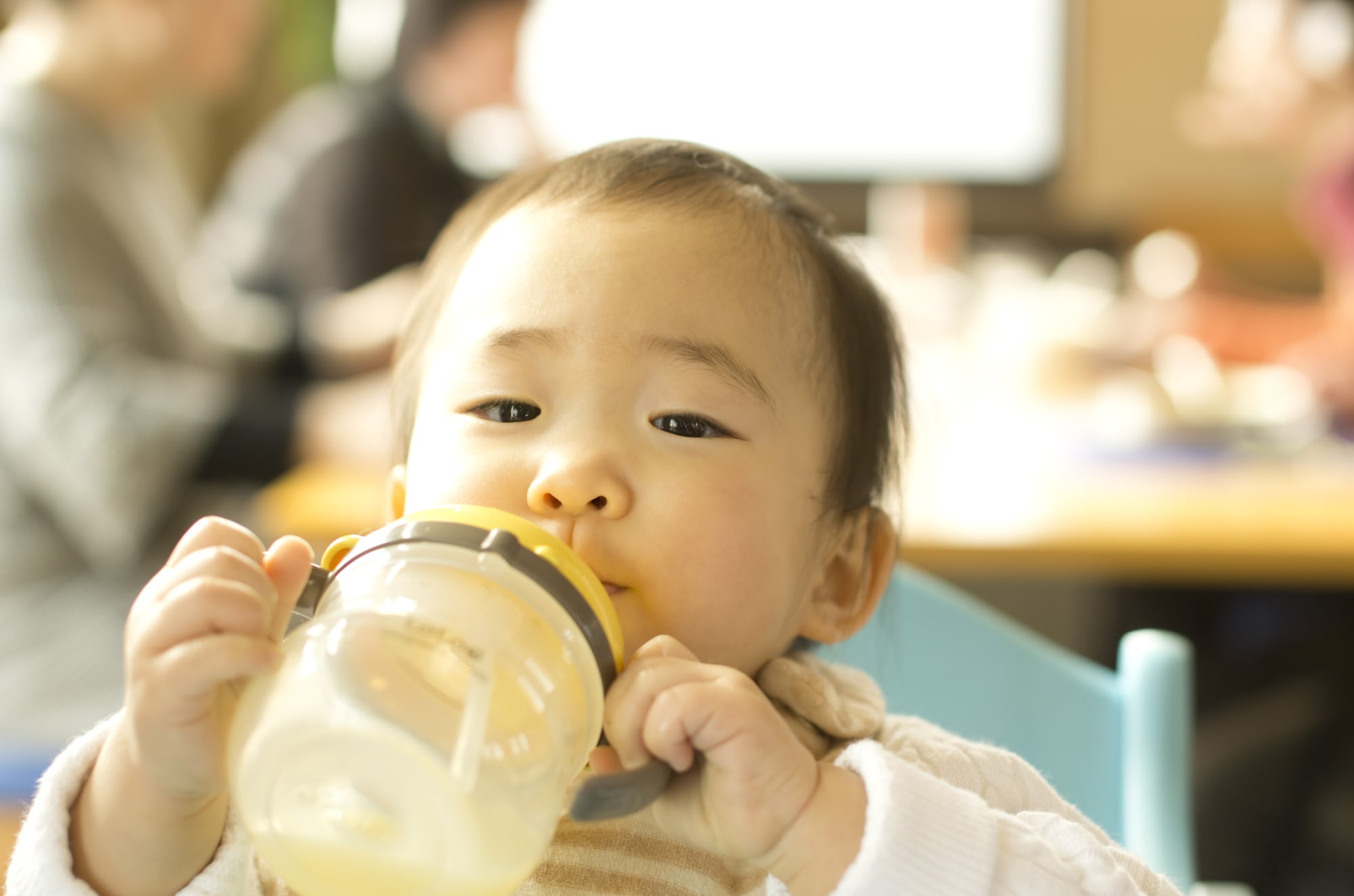 気になる子どもの食器汚れを一発解決 超便利な新洗剤 キュキュット Clear 泡スプレー が登場 ママスタセレクト