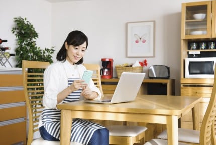 月経前症候群、尿漏れ、性交痛……ママの体は大丈夫!? 自宅にいながらオンラインで産婦人科相談をしてみませんか?