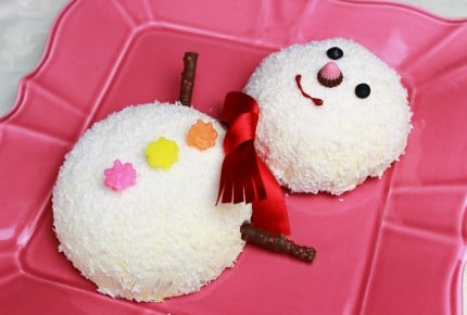 お茶碗で作れる!雪だるまのケーキが可愛すぎ!