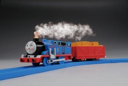 トーマスが蒸気を出して走る! プラレールに「蒸気がシュッシュッ!トーマスセット」が登場