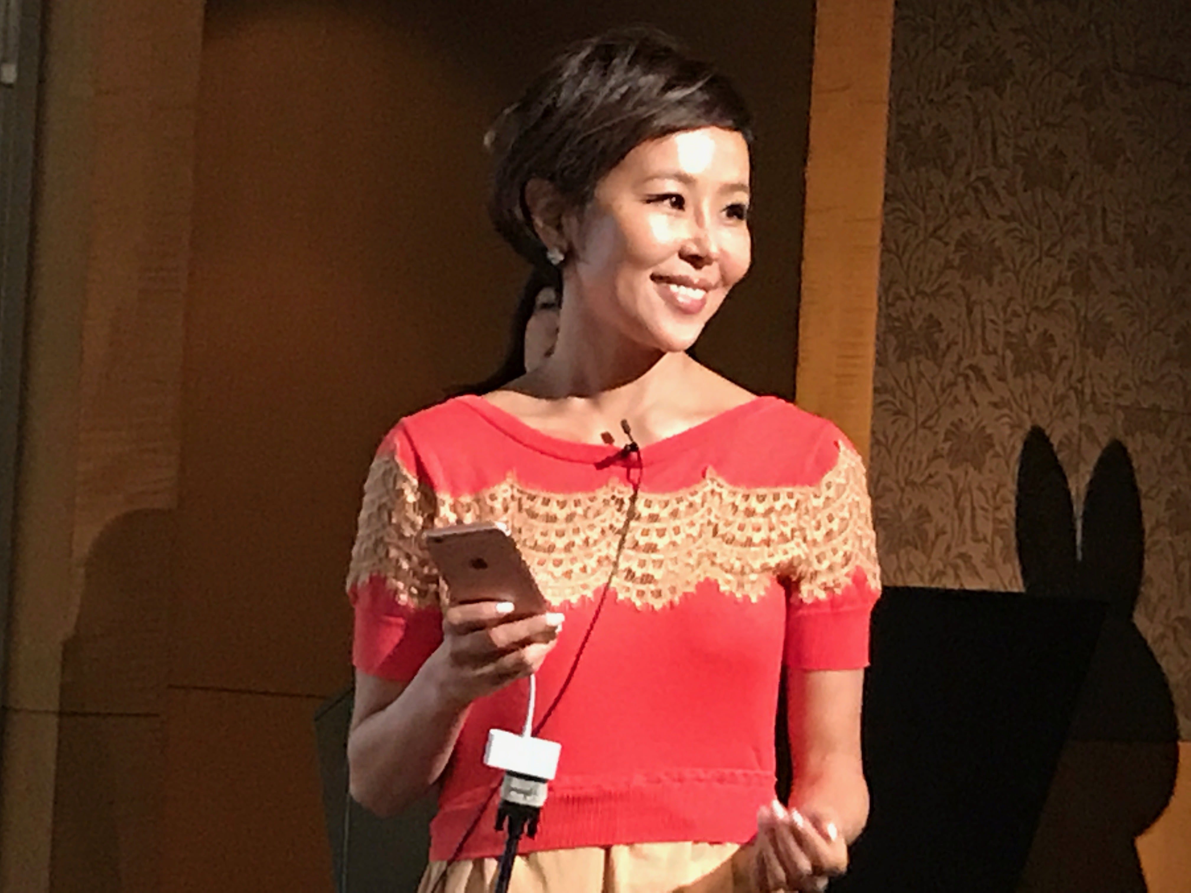 ズボラでも出来る 年齢がバレやすい 手 の4つのケア方法 ママスタセレクト