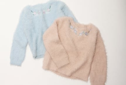 ニットの購入が小児がん支援に「ikka kids」からゴールドリボンプロジェクト商品が発売