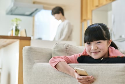 小学生にスマートフォンはまだ早い?利用のルールはどのように決めたらいい? #ママが知りたいネットの知識