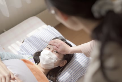 「溶連菌感染症」と風邪を見分けるポイントと家族への感染対策とは