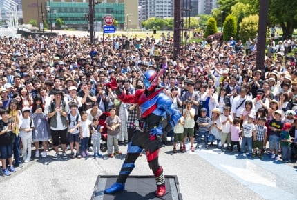 『劇場版 仮面ライダービルド』北九州市ロケで約3,000人が大熱狂!