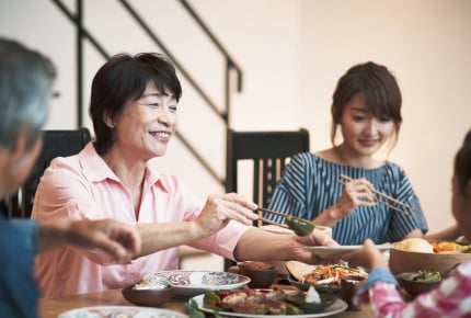子どもの頃食卓に並ぶとうれしかったおかずは?大人になった今も食べたくなる「おふくろの味」