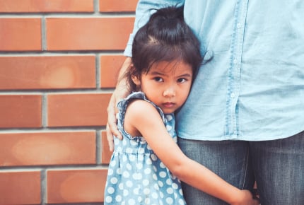 我が子の内向的な性格はママが原因?大人しい子どもを持つママが気をつけたいことは