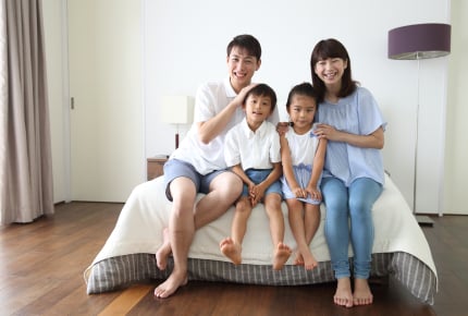 赤ちゃんの泣き声で意外と悩む産後の寝室。夫婦一緒にする?それとも別々?旦那さんの希望に合わせる?