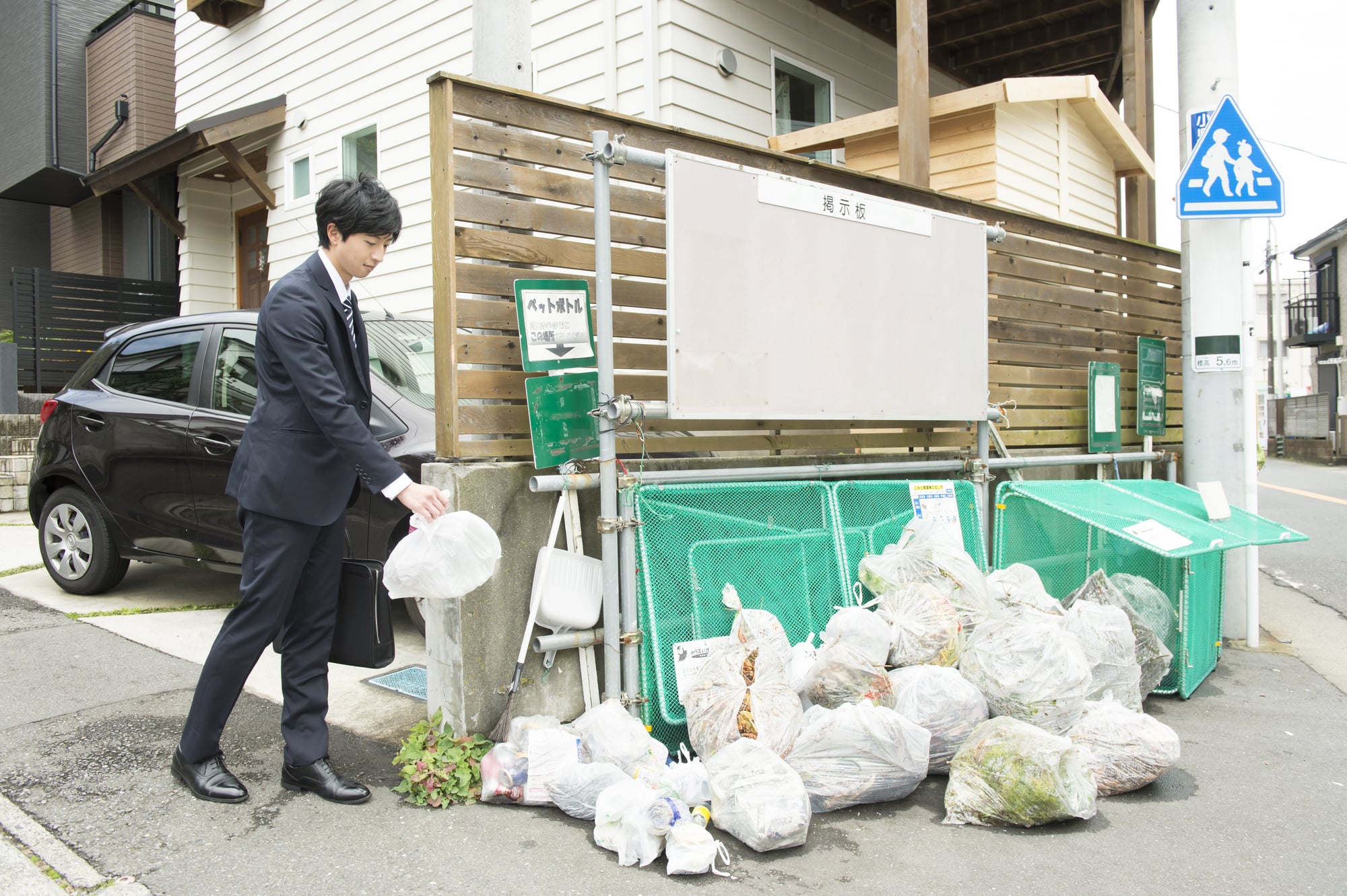 ゴミ 出し 奥さん