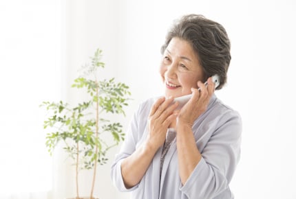義母の誕生日、旦那に代わり嫁が「おめでとう」の連絡をするのは当たり前?