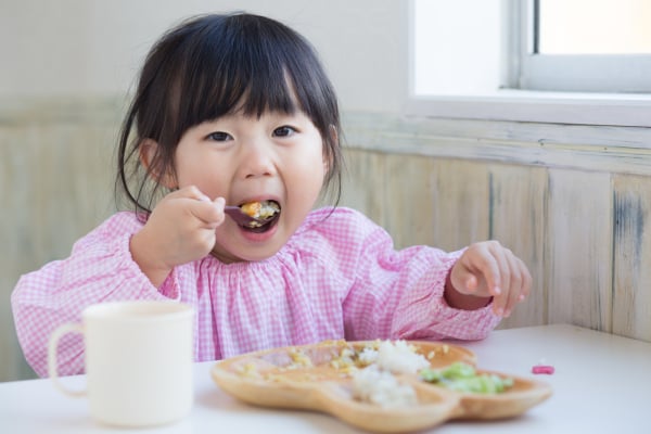 5歳の娘が食欲旺盛すぎる 食べ方と食事内容を見直すことで解決方法を探そう ママスタセレクト