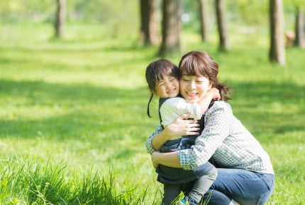 両親から「大好きだよ」と言われて育ちましたか?子育て中のママたちの想い