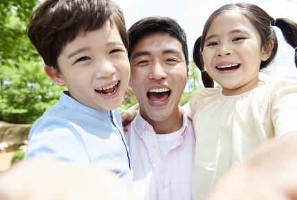 「おじさん、おばさん」という呼び方は古い?ママたちは子どもに、自分の兄弟や義兄弟をなんて呼ばせているのか