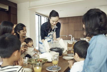 午前中からママ友親子が遊びにくる!お昼ご飯はウチで準備するべき?