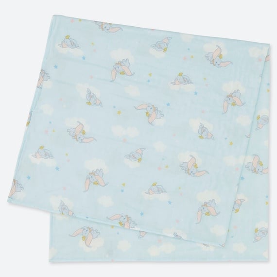 ディズニー コレクションおくるみ 1,990円 ©Disney
