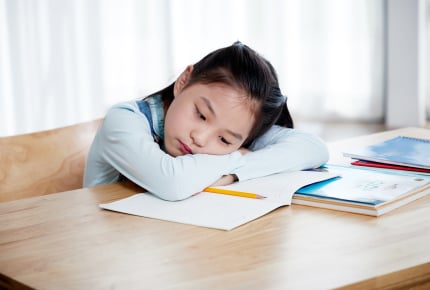 もしや仲間外れ?落ち込む我が子に親がしてあげられることとは