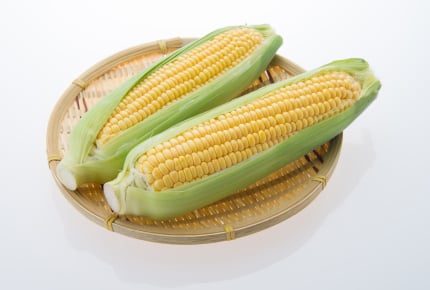 とうもろこしを美味しく食べたい!調理するときは茹でている?それとも電子レンジで加熱?