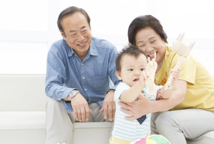 義母からの孫差別発言?号泣したママに寄せられたのは同情だけでなく……?