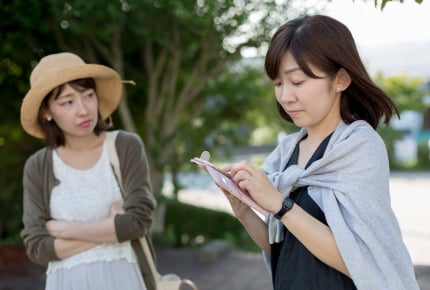 顔見知りのママに挨拶をしたら2度も無視された……。嫌味を言った私の行動は大人げなかった?