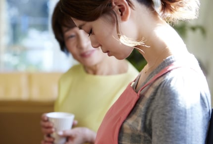 「何かあったら義母を頼りなさい」という実母。ママたちが推測するその真意とは?