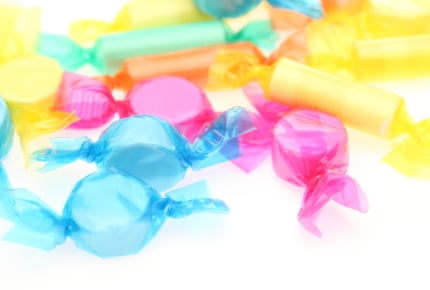 習い事にあるお菓子交換の習慣。あげる範囲に悩むママが、スムーズにお菓子交換をする方法は?