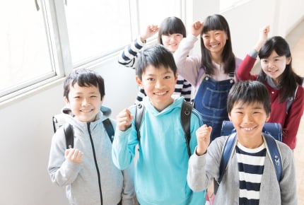 1学年1クラスの小規模小学校のメリット・デメリットとは?実際に通う子どもたちの様子を調査!