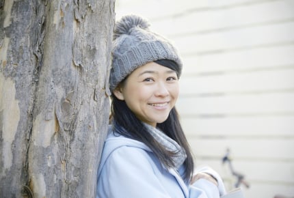 かぶりたいけどニット帽が似合わない……みんなが防寒のために使っているアイテムとは?