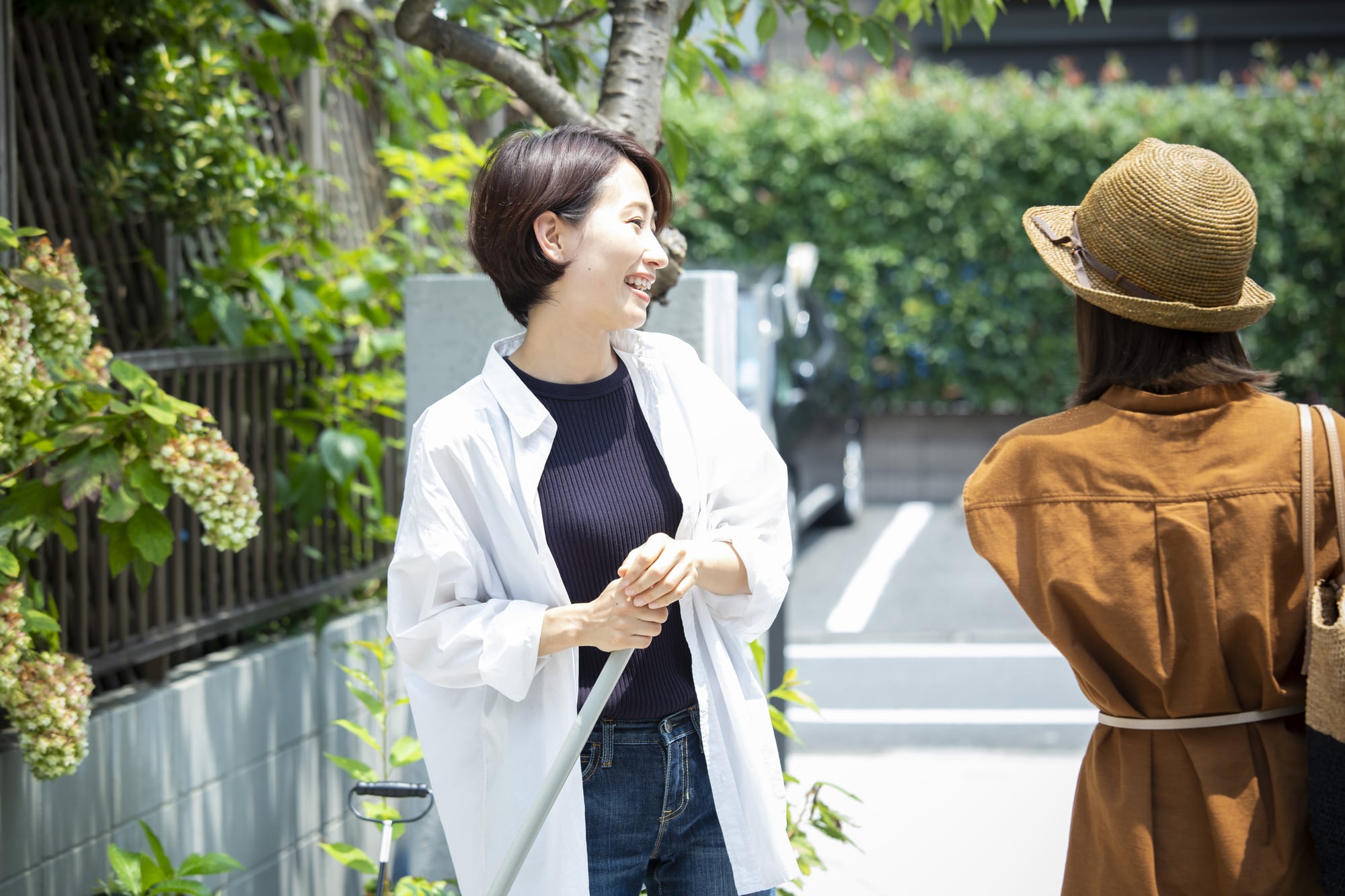 挨拶程度の近所のママとは親しくした方がいいの？ご近所だからこそ注意したい関係性とは ママスタセレクト