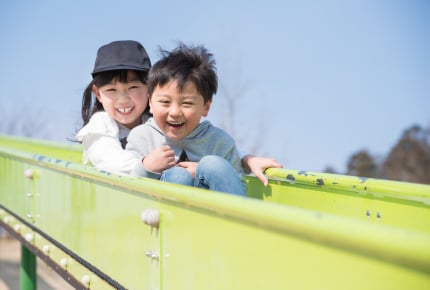公園は行ってもOK!休校中の子どもたちの外出について文部科学省から考え方が出される