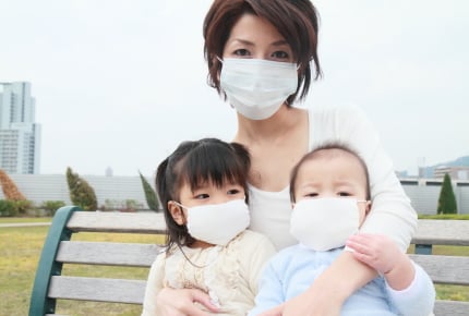 新型コロナウイルスで休校中……子どもたちは自由に過ごす?時間を決めて過ごす?