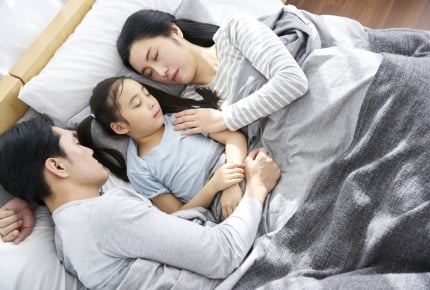 新型コロナウイルスで臨時休校の今、お子さんたちは何時まで寝ている?