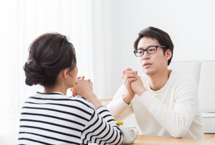 仕事の後も休日も自由に行動する旦那さん。「自由でいい」と言ったら「だったら出かければいい」と言われてしまったママができることは?