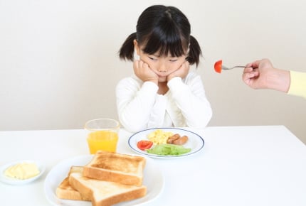 苦手な食べ物を食べさせないのは甘やかし?3歳児の好き嫌い、どこまで許していますか?