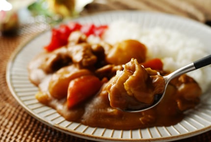 みんなのカレーの隠し味は?何を入れて「家庭の味」にしている?