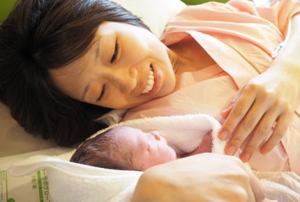 出産したあと分娩室に2時間とどまったのは長すぎ？出産後分娩室には何時間いるのが一般的なのか