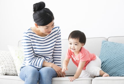 1歳や2歳から保育園に入れた方がいろいろな経験ができる?ママたちの考え方とは