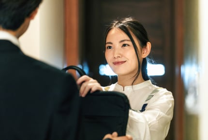 旦那さんが出社するときに起きて見送るのは当然!?ママたちの朝のお見送り事情