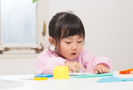 幼稚園でお友だちができないわが子に、どのようにアドバイスをすればいい?