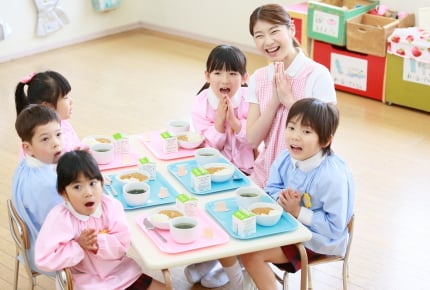 偏食すぎて幼稚園の給食が食べられないかも?退園させられるのかと不安なママに届いたアドバイスとは