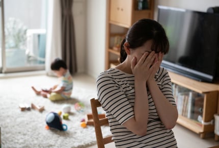 母は弱音禁止!?頑張っているママに旦那が突きつける言葉がひどすぎる