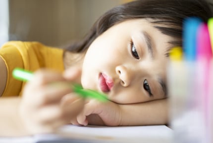 子どもが「習い事が多くて疲れた」と言う。幼稚園児の習い事、かけもちしても続けていけるもの?