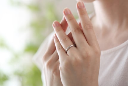 結婚指輪、いつもつける派?つけたり外したりする派?つけない理由を教えて!