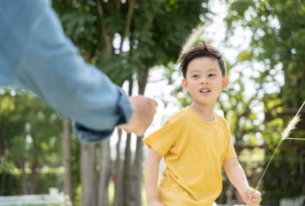 子どもの友達が庭から入ってくる。親に言ったらLINEで陰口、もうイライラしちゃう!