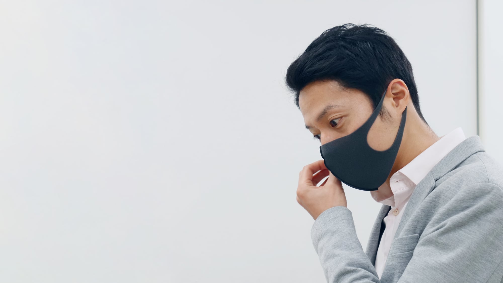 若い世代に人気の黒マスクって どんな印象 熱中症の危険性にも配慮を ママスタセレクト
