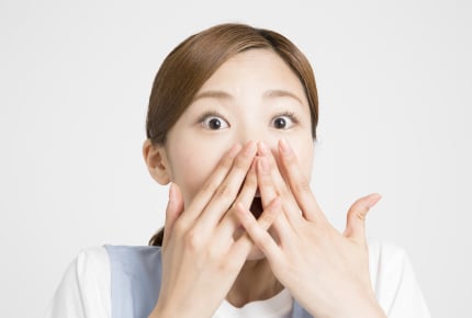ママ友が4歳の子どもにいきなり授乳を始めた!正直驚いたけれど、こんなときはどうすればいいの?
