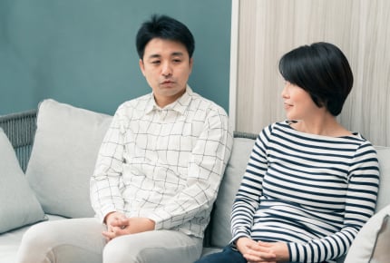 友達に譲る大型家具の運搬をお願いしたら、不機嫌になった旦那さん。これって私が悪いの?