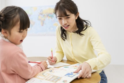 「年長でひらがなが読み書きできない……」。あるママのお悩みに先輩ママのアドバイスは?