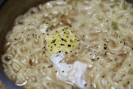 もうご飯作るのめんどくさい!疲れ果てたときの夕飯は何にする?