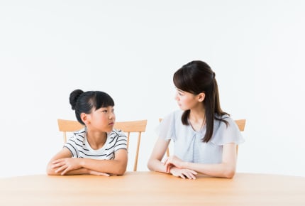 小3の子どもがお友達の家に遊びに行く場合、毎回ママが連絡を入れたほうがいいの?