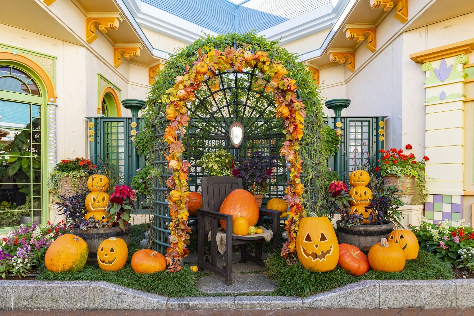 ディズニー ハロウィーン 22年は東京ディズニーランド シーで待望のハロウィーンパレード開催 ママスタセレクト